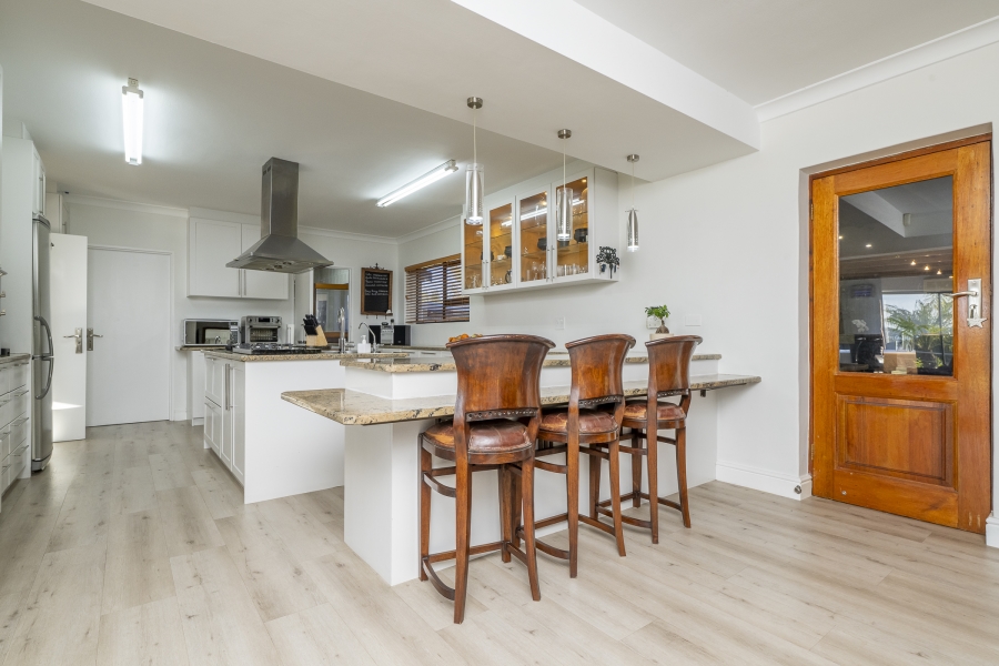 3 Bedroom Property for Sale in Vierlanden Western Cape
